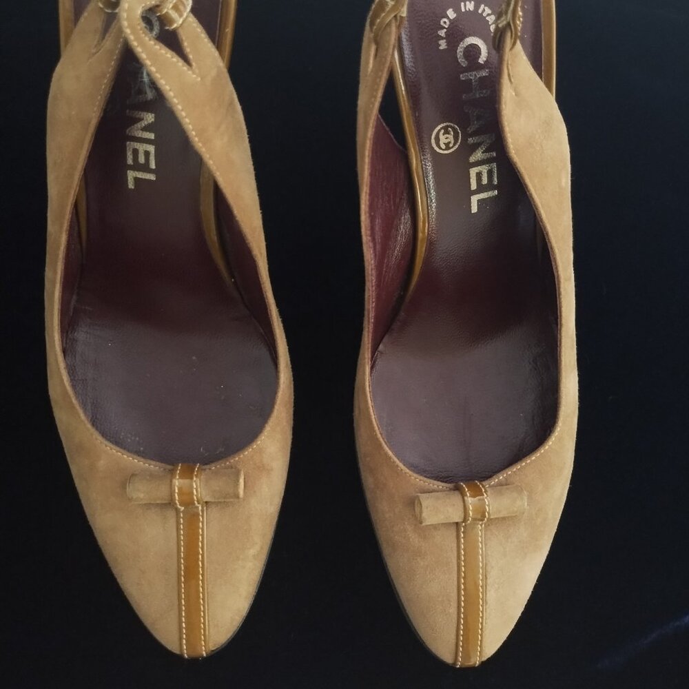 CHANEL beige suede strap heel stiletto pumps shoes - size 37